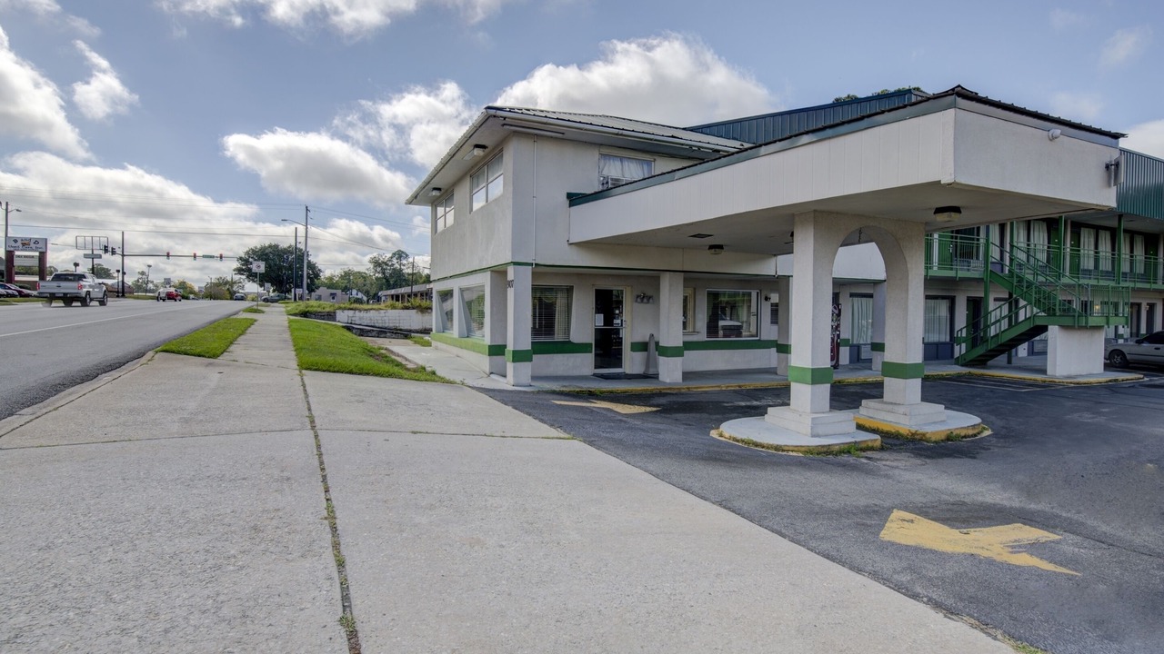 Photo of Outdoor in Douglas