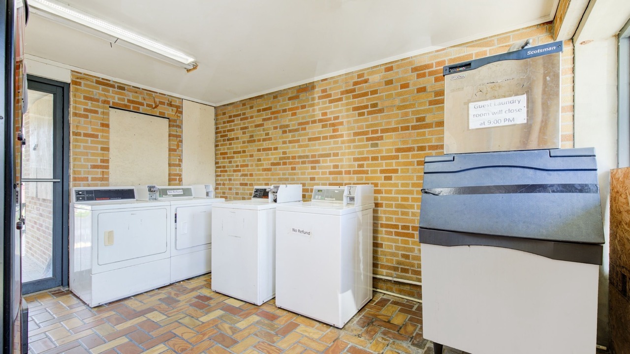 Photo of Others in Douglas