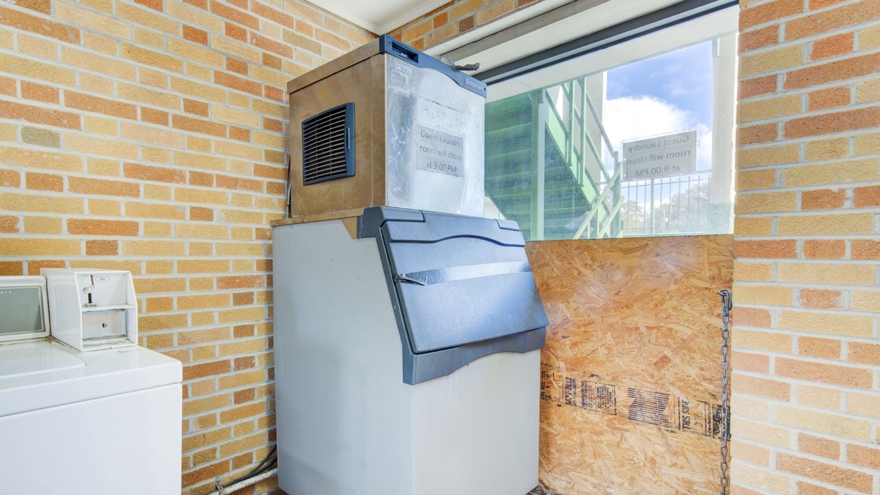 Photo of Others in Douglas