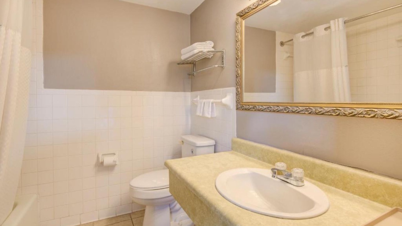 Photo of Bathroom in Douglas