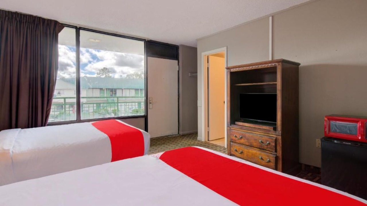 Photo of Others in Douglas