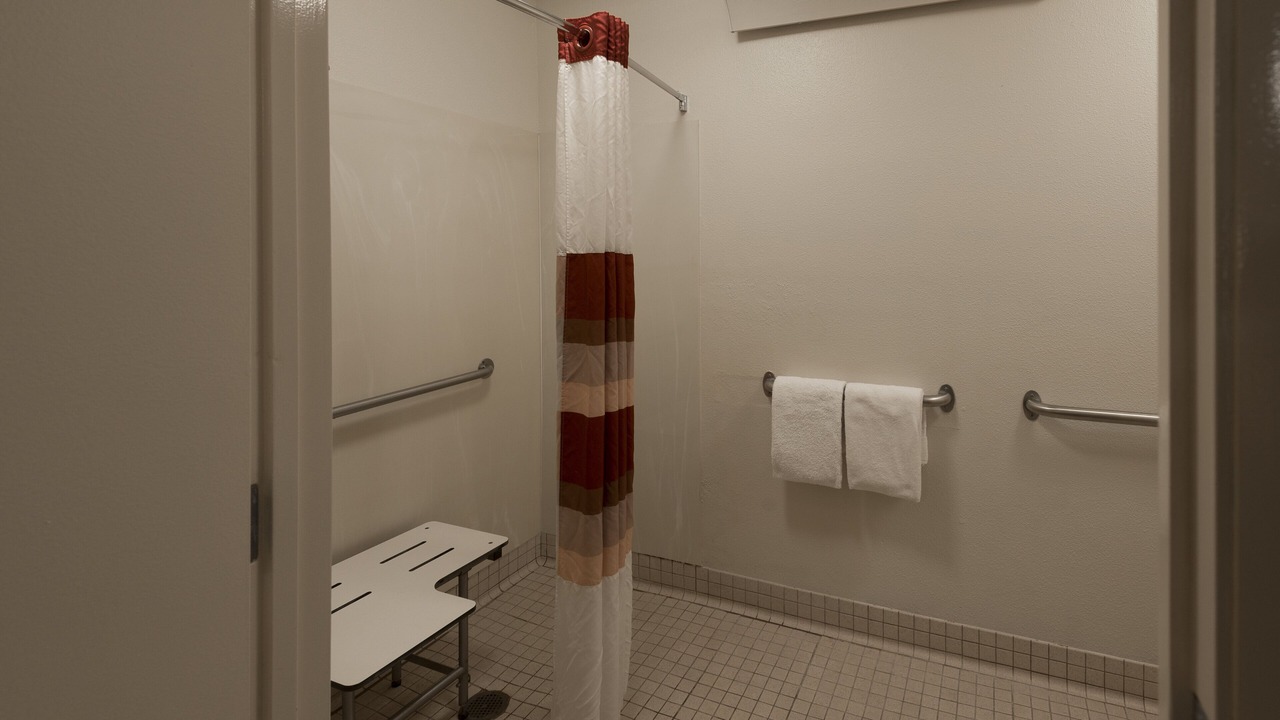 Photo of Bathroom in Willowbrook