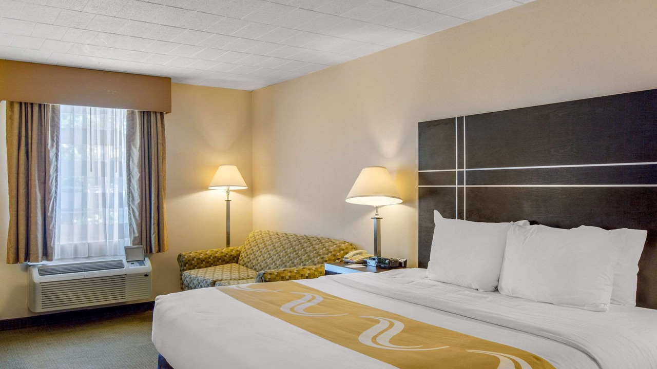 Photo of Bedroom in Ledgewood