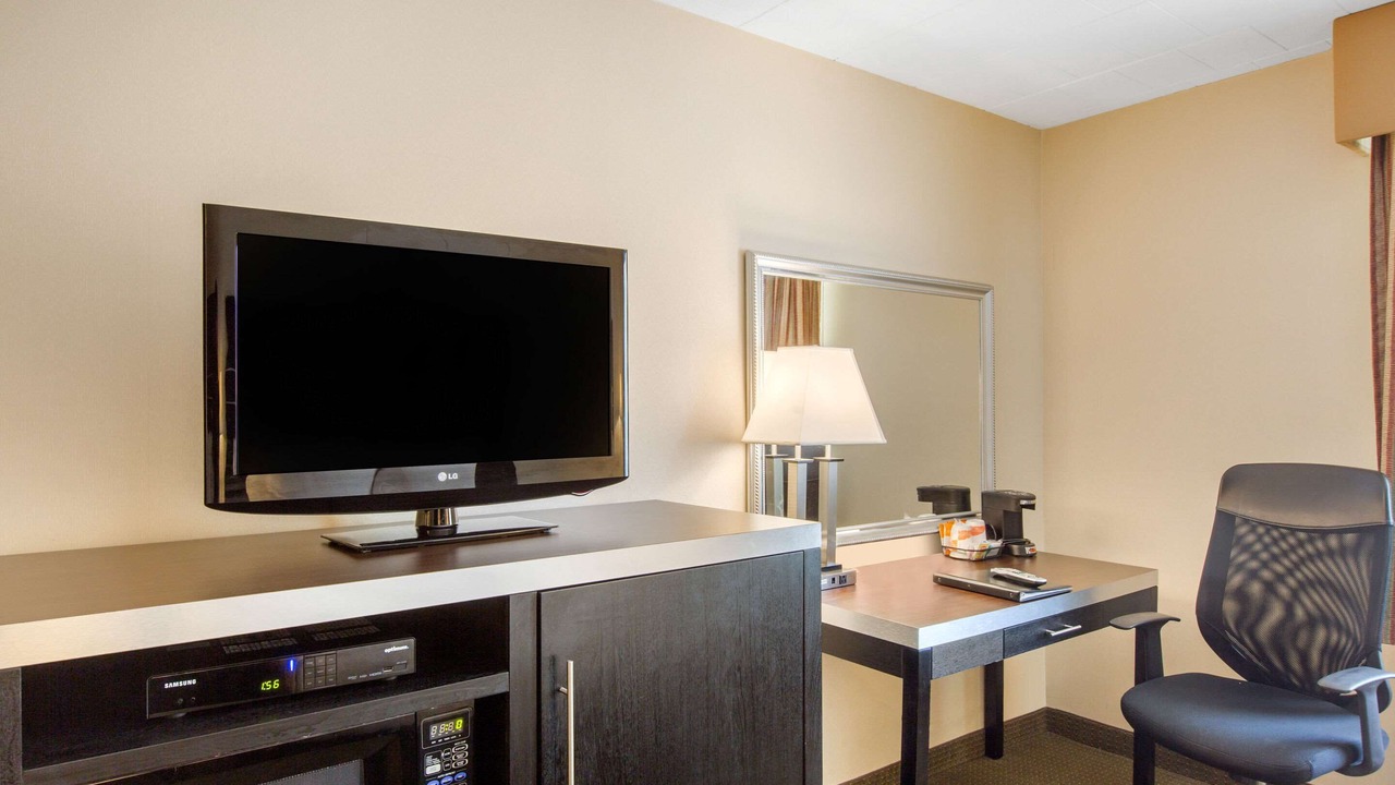 Photo of Bedroom in Ledgewood