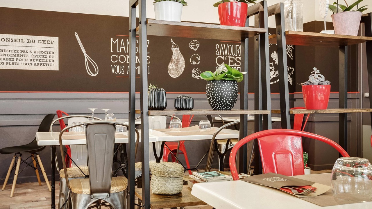 Photo of Outdoor in Downtown Angers