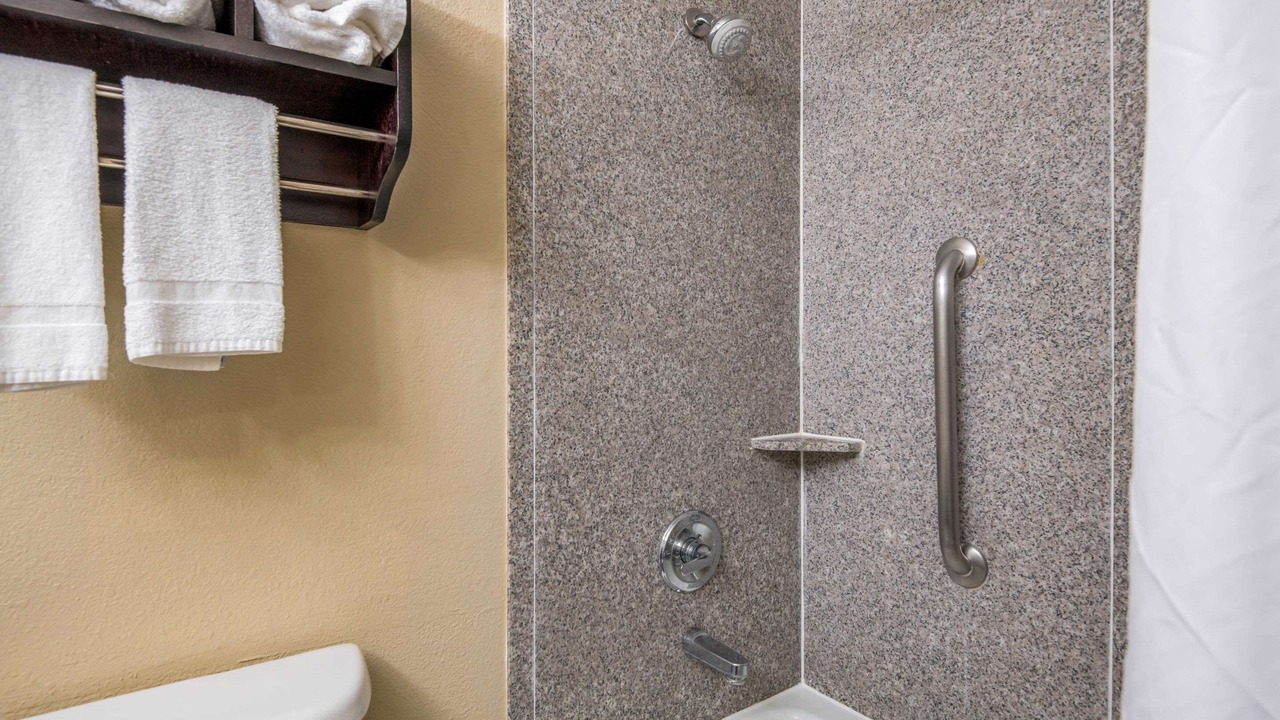 Photo of Bathroom in Sweetwater