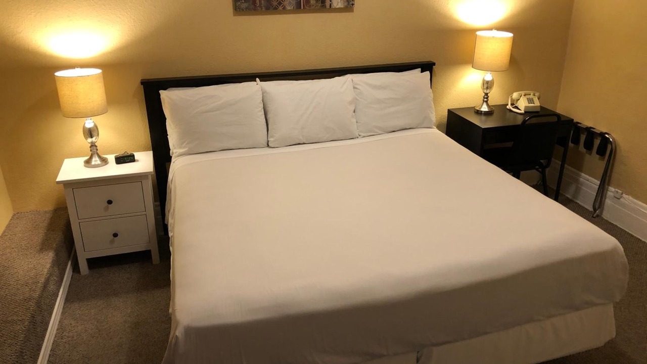 Photo of Bedroom in Chinatown