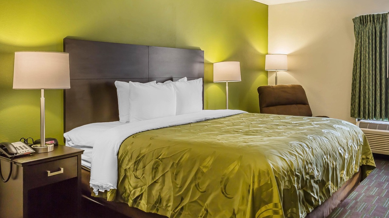 Photo of Bedroom in Culpeper