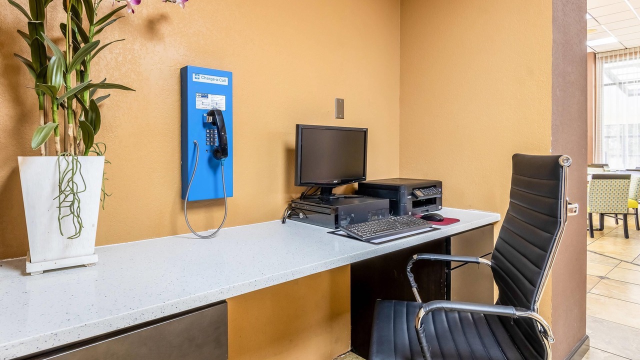 Photo of Others in Perry