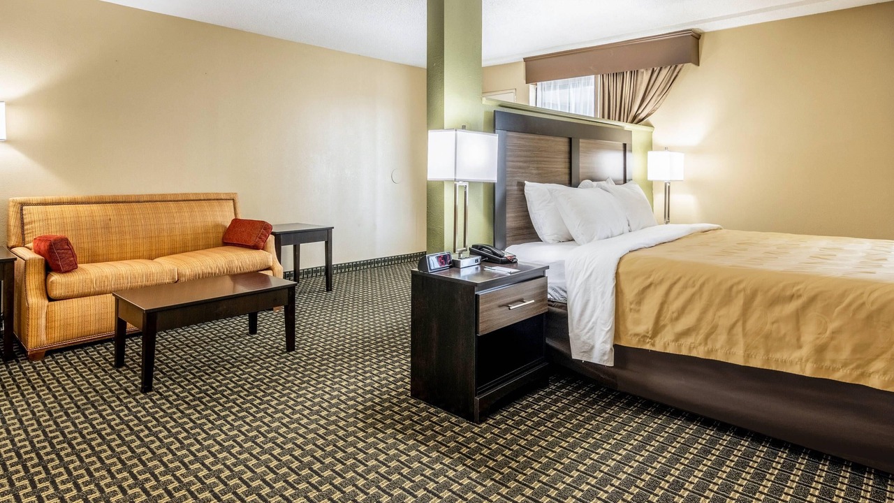 Photo of Bedroom in Perry