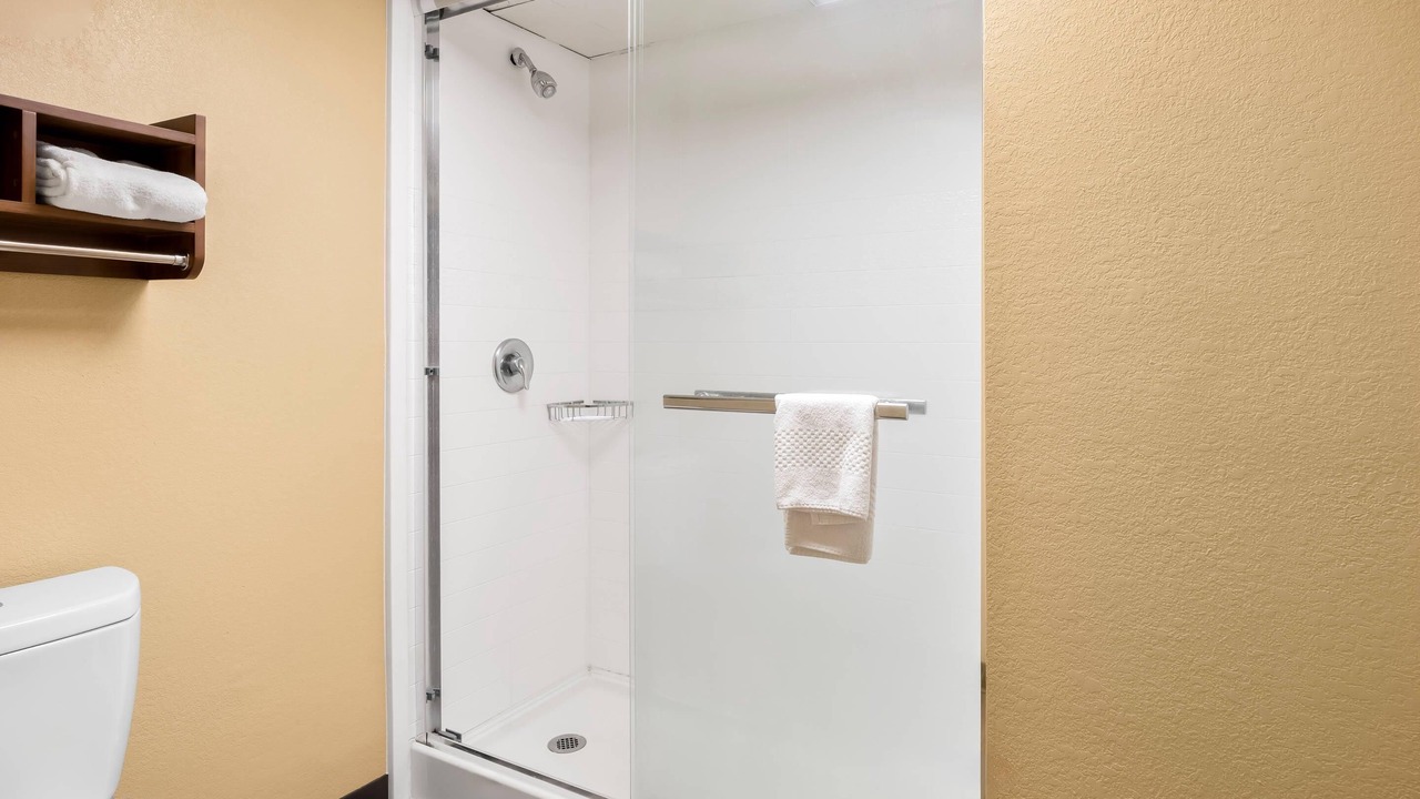 Photo of Bedroom in Perry