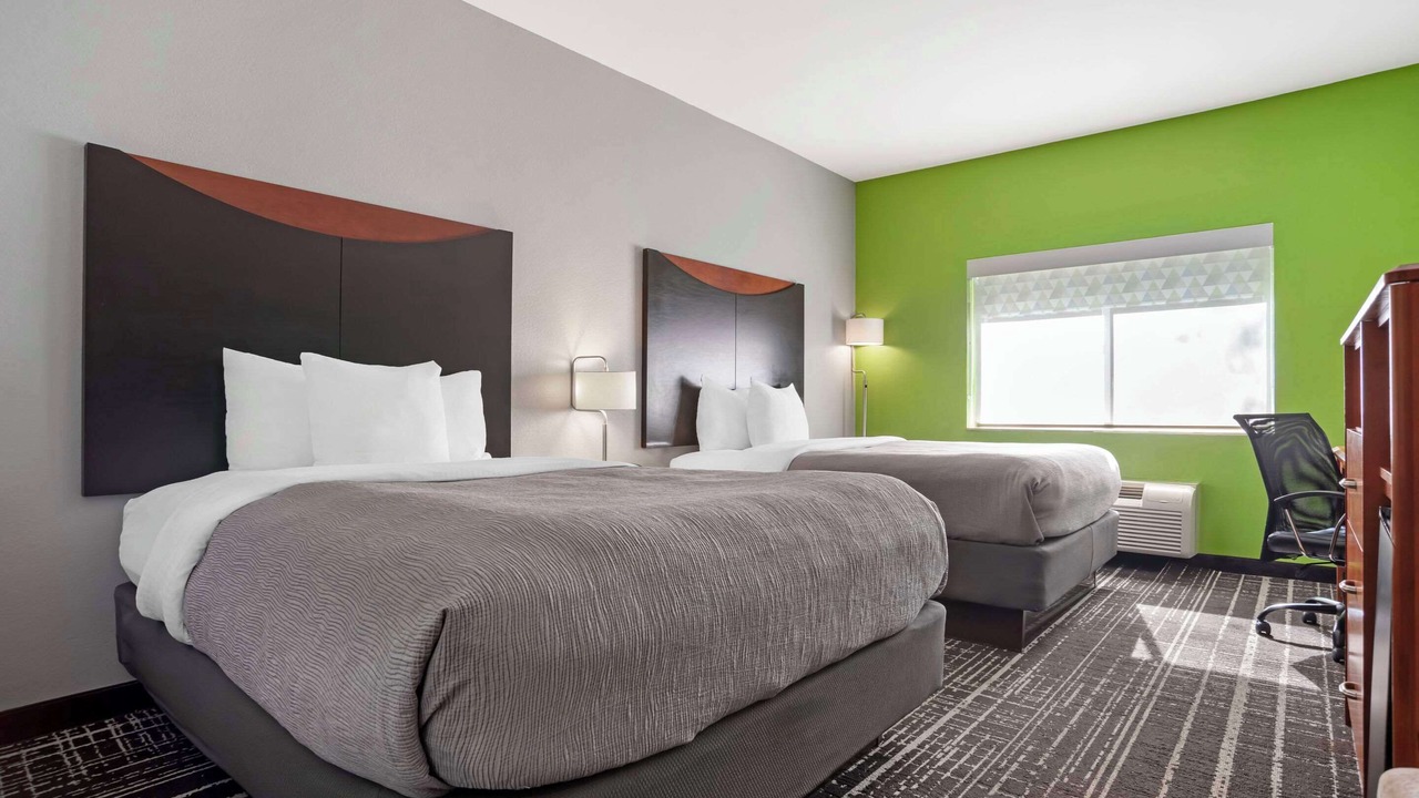 Photo of Bedroom in Crestline Heights