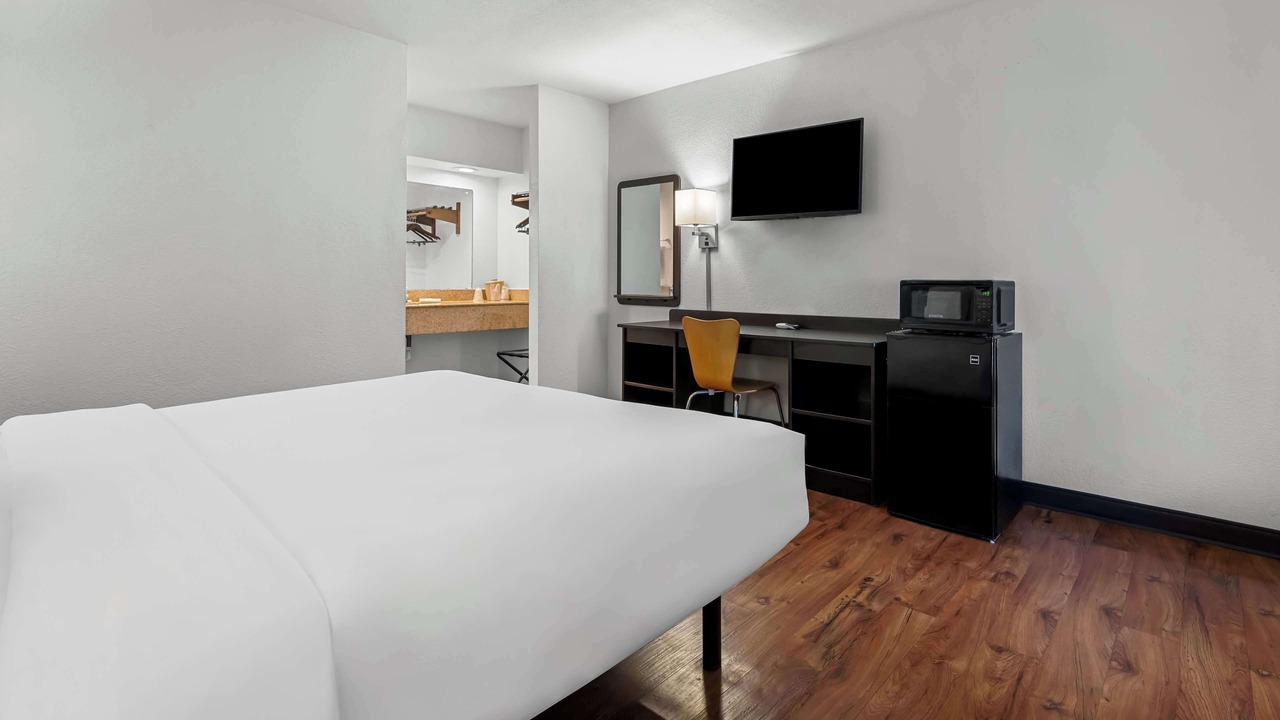 Photo of Bedroom in Hamilton