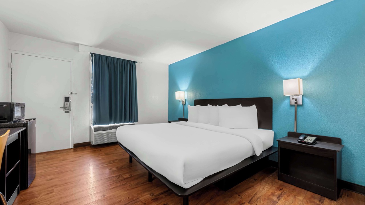 Photo of Bedroom in Hamilton