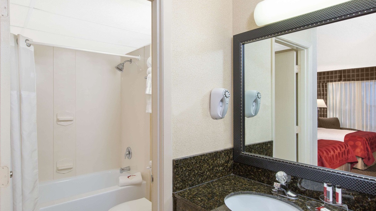 Photo of Bathroom in Grand Island