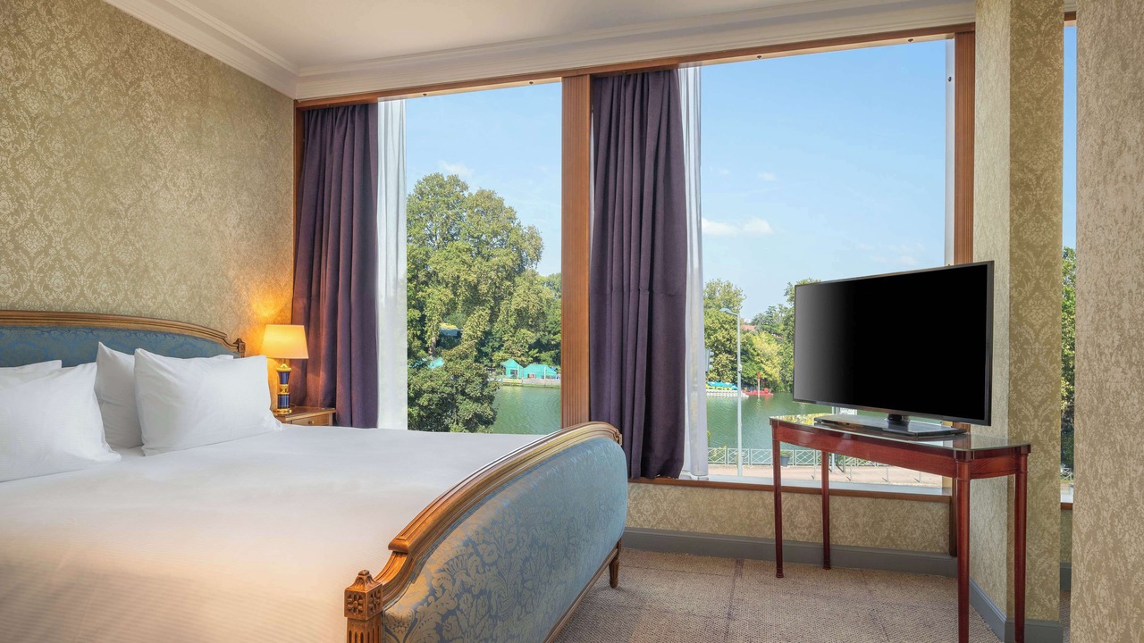 Photo of Bedroom in Bougival