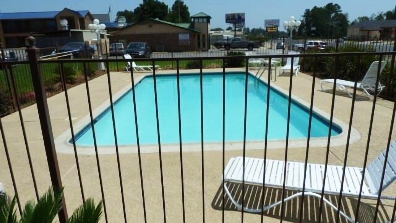 Photo of Outdoor in Center