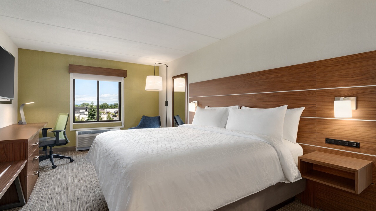 Photo of Bedroom in Plattsburgh