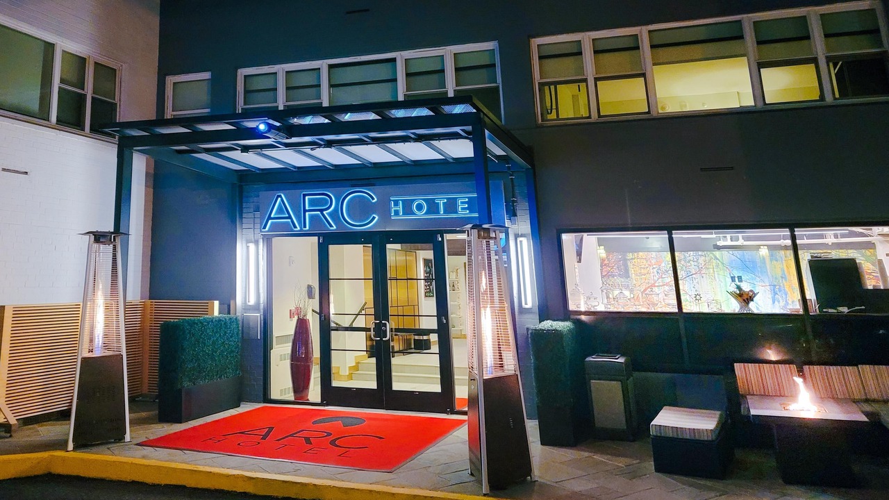 Photo of Outdoor in Foggy Bottom