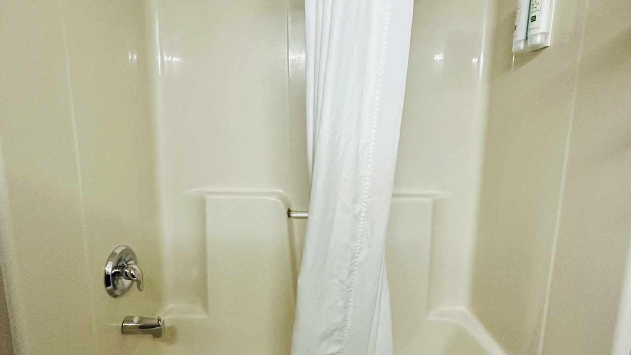 Photo of Bathroom in Gates-North Gates