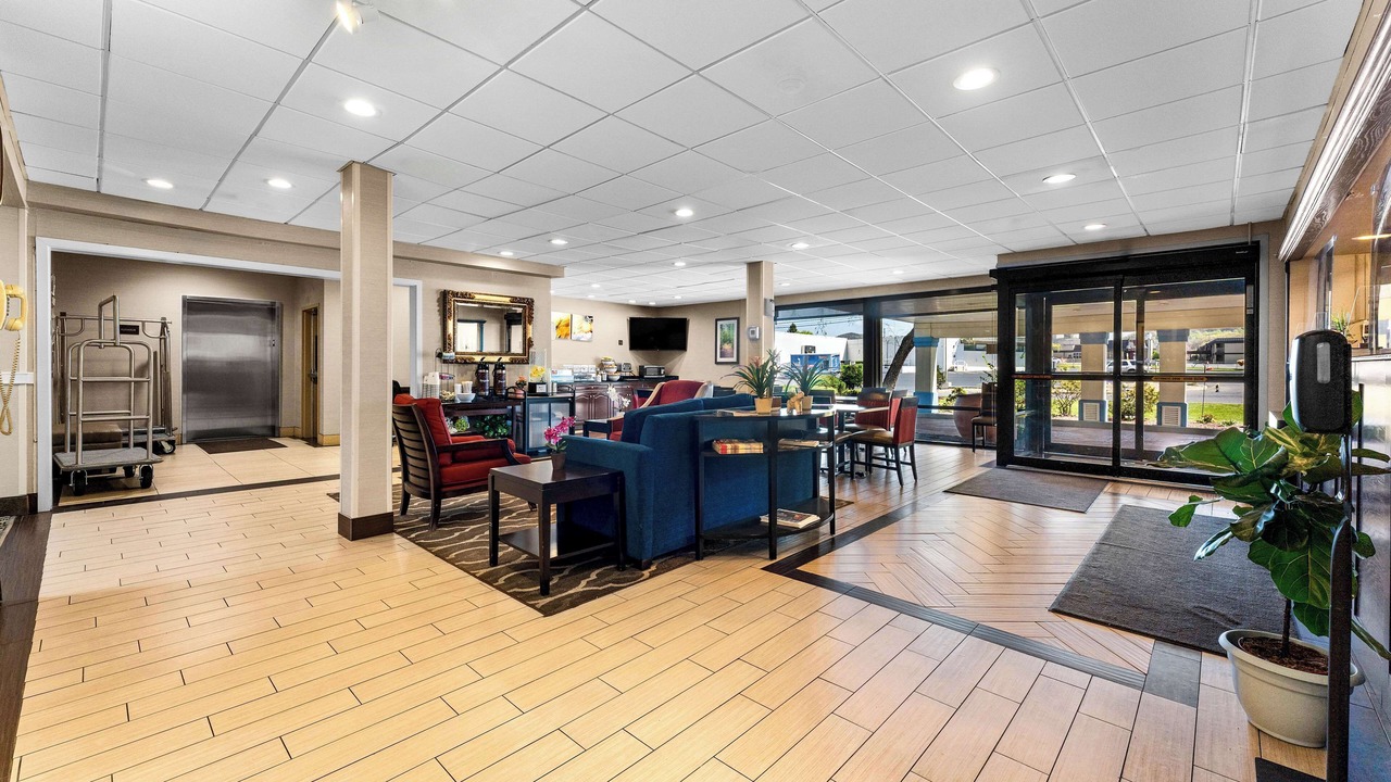 Photo of Others in Reading