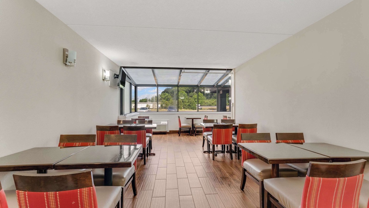 Photo of Others in Palmer