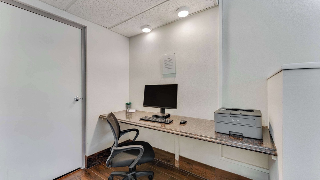 Photo of Others in Palmer