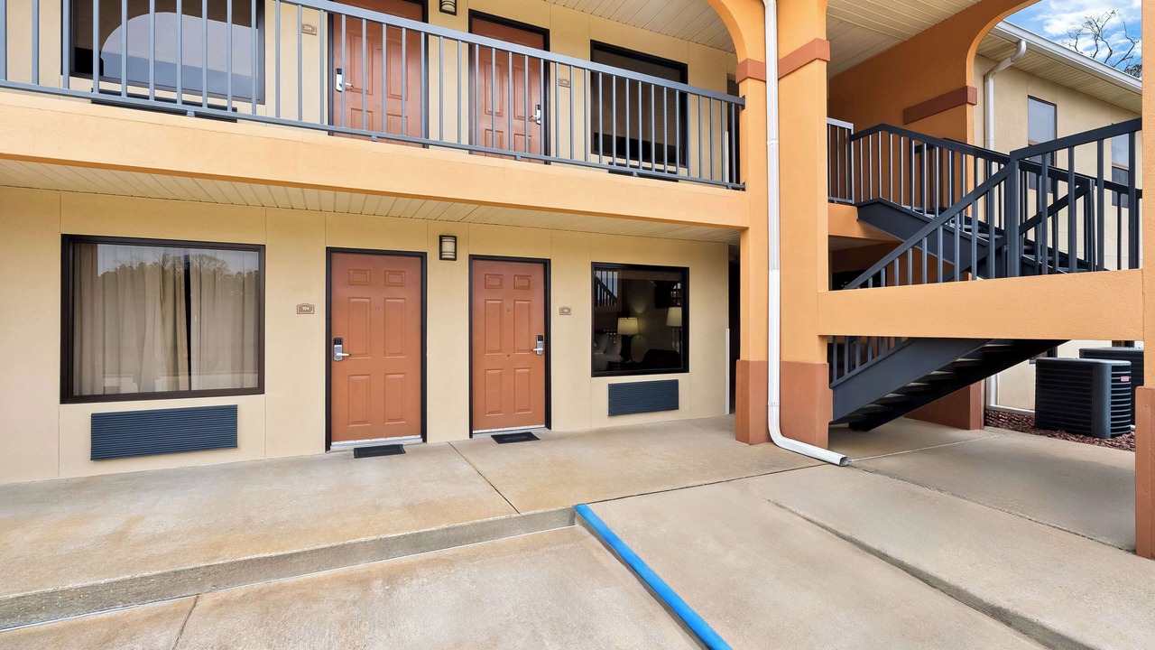 Photo of Outdoor in Greenville