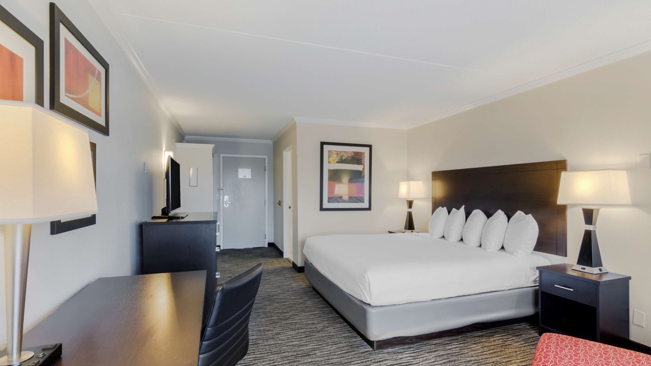 Photo of Bedroom in Kirkwood