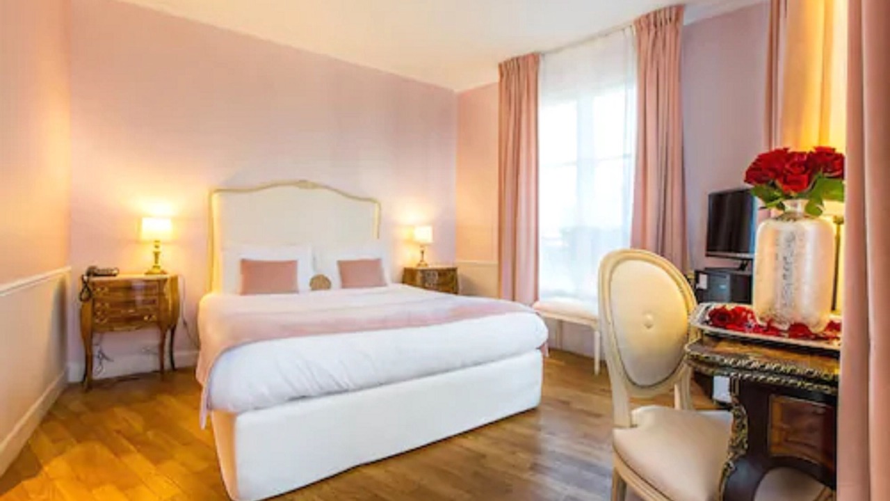 Photo of Bedroom in 16th Arrondissement