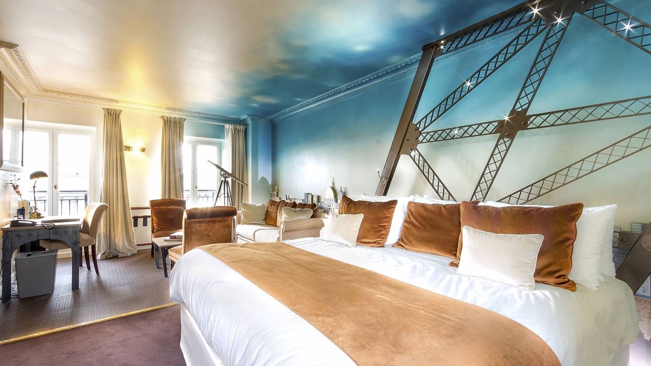 Photo of Bedroom in 16th Arrondissement