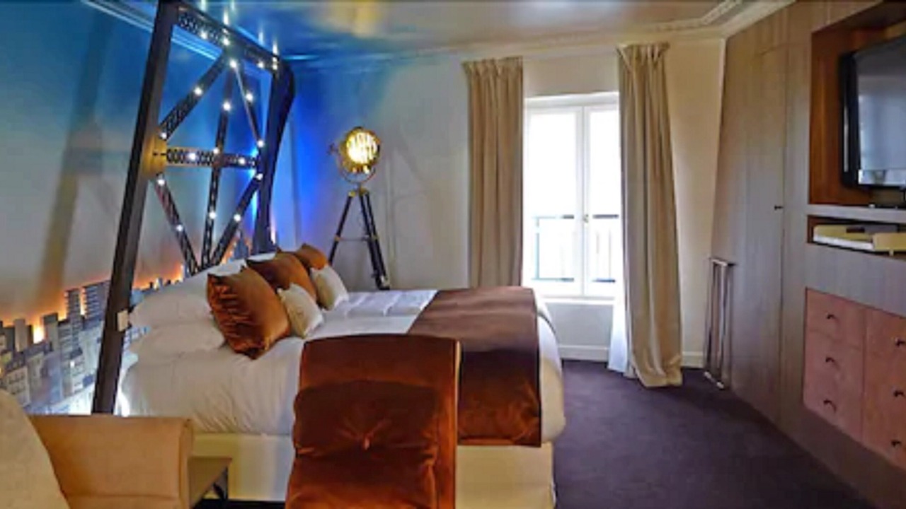 Photo of Bedroom in 16th Arrondissement