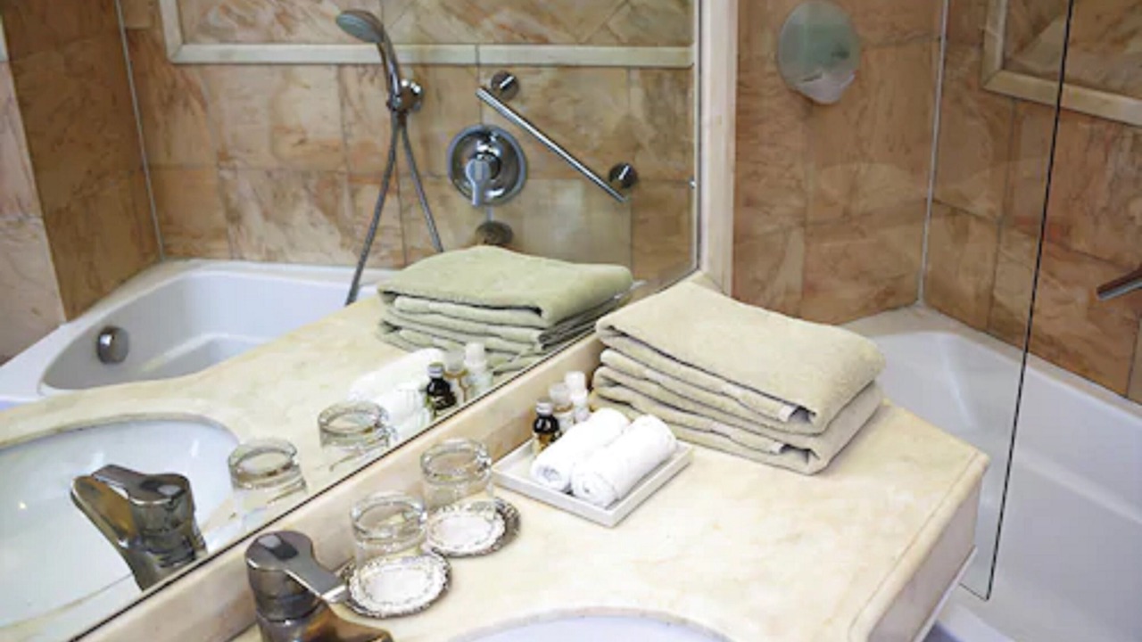 Photo of Bathroom in 16th Arrondissement