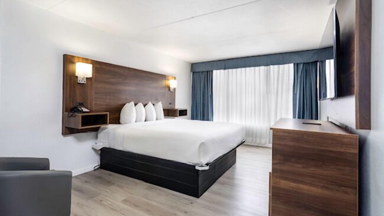 Photo of Bedroom in Addison