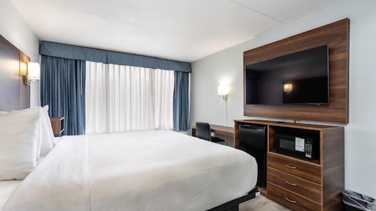 Photo of Bedroom in Addison