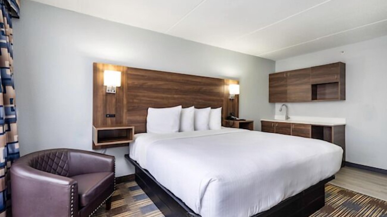 Photo of Bedroom in Addison