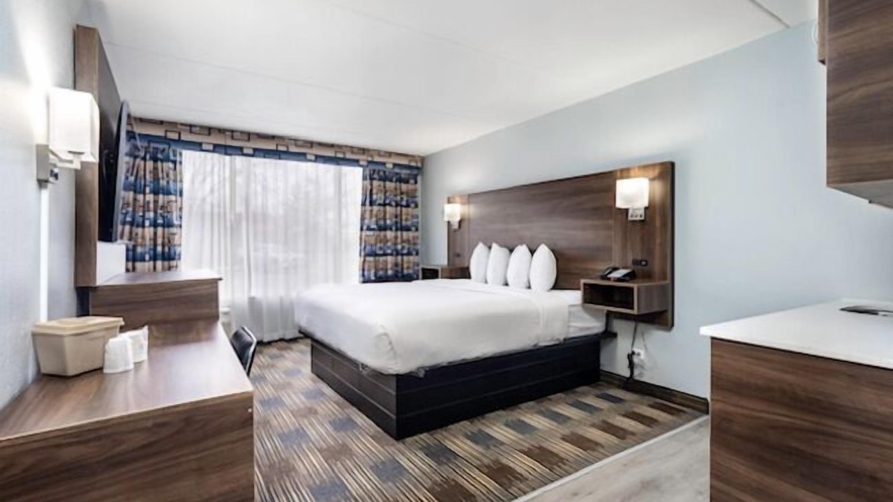 Photo of Bedroom in Addison