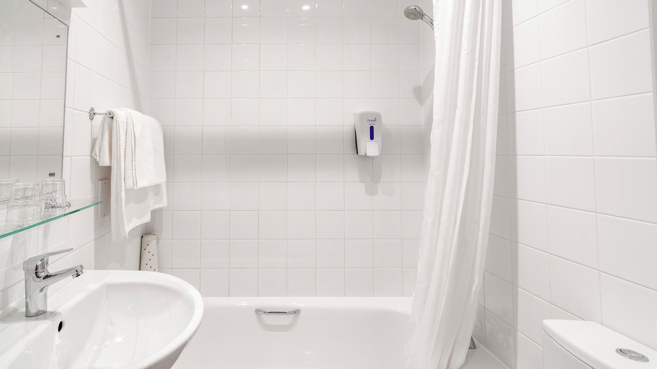 Photo of Others in Horley