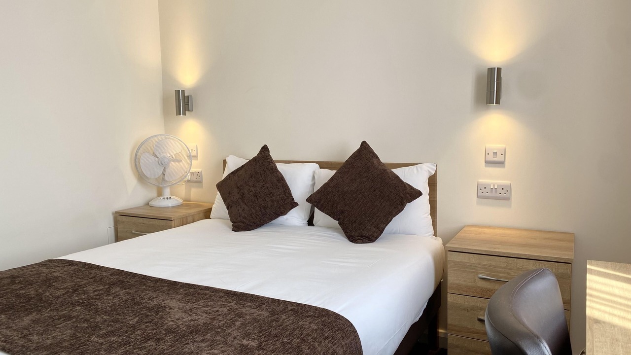 Photo of Bedroom in Horley