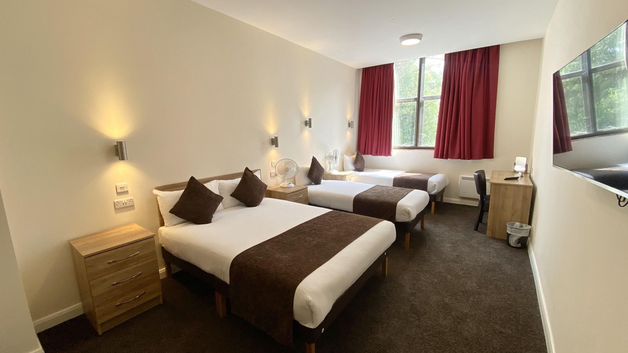 Photo of Bedroom in Horley