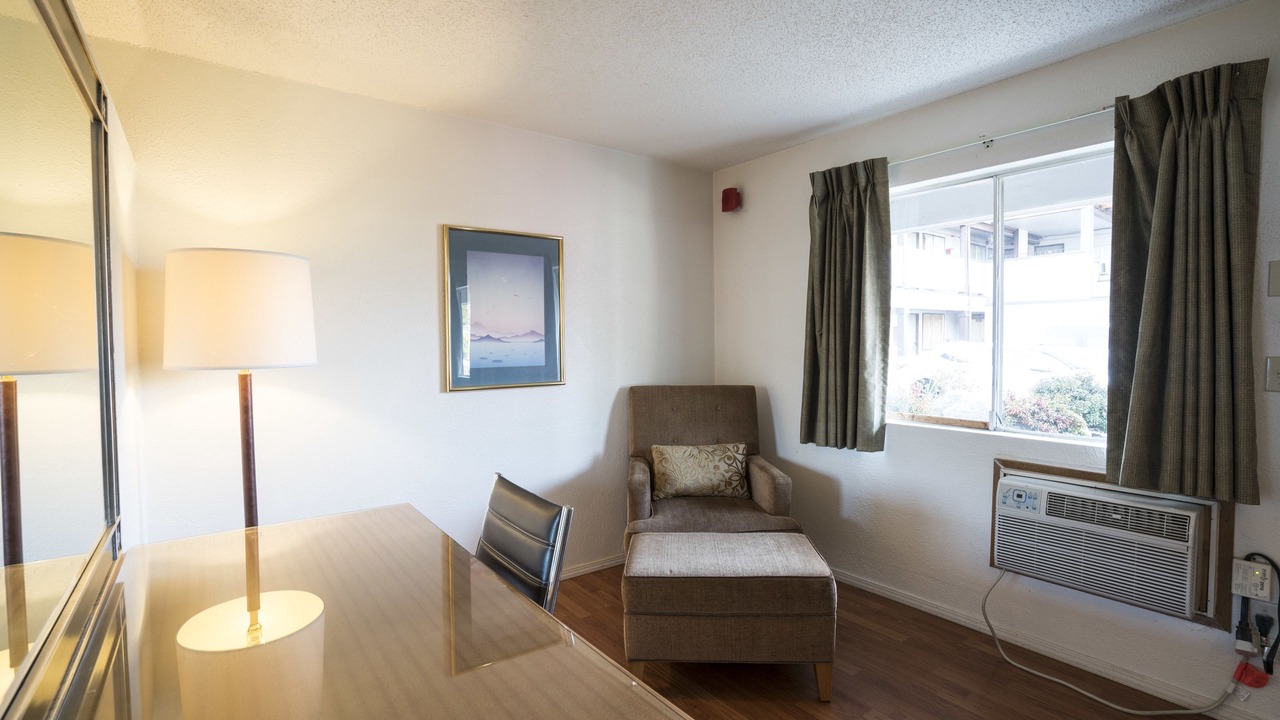 Photo of Bedroom in SeaTac