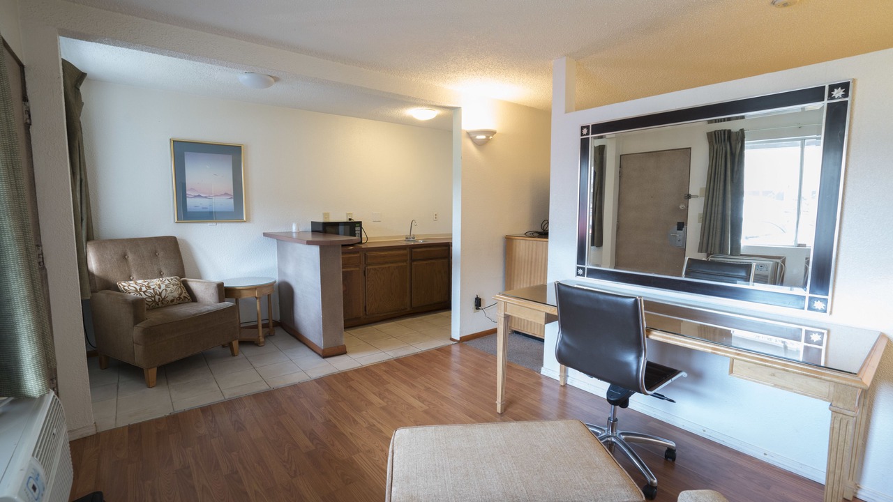 Photo of Bedroom in SeaTac