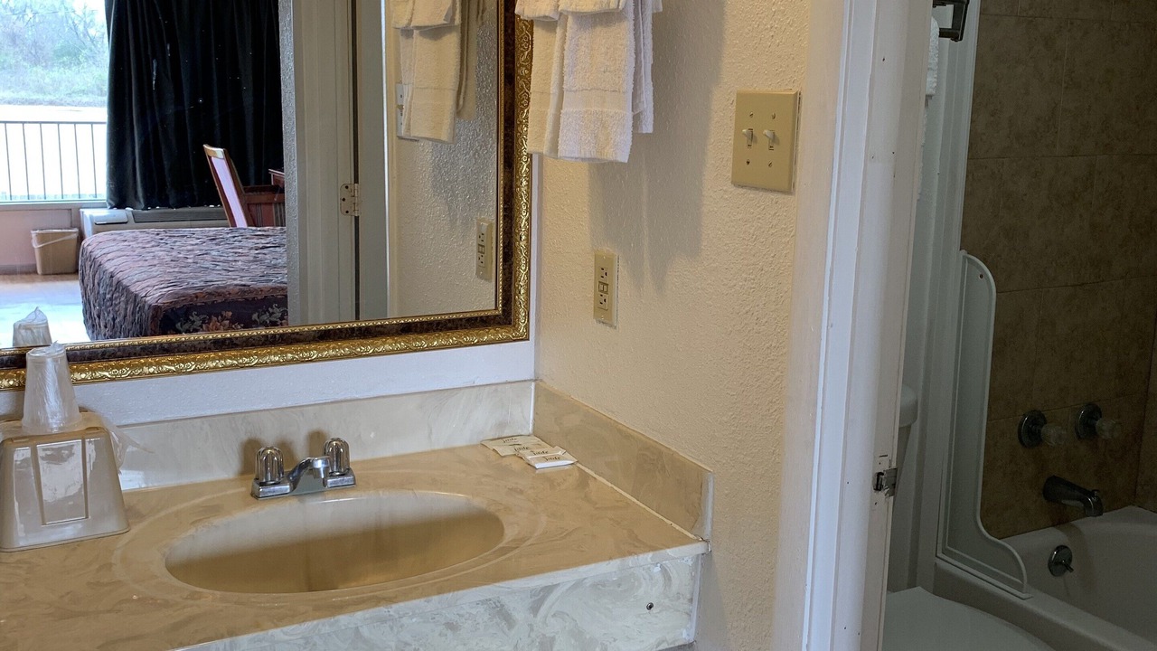 Photo of Bathroom in Port Allen