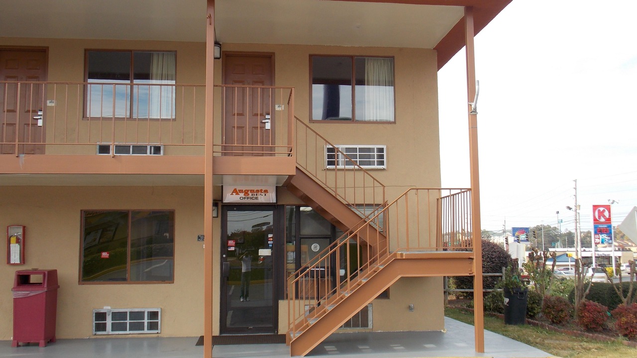 Photo of Outdoor in National Hills