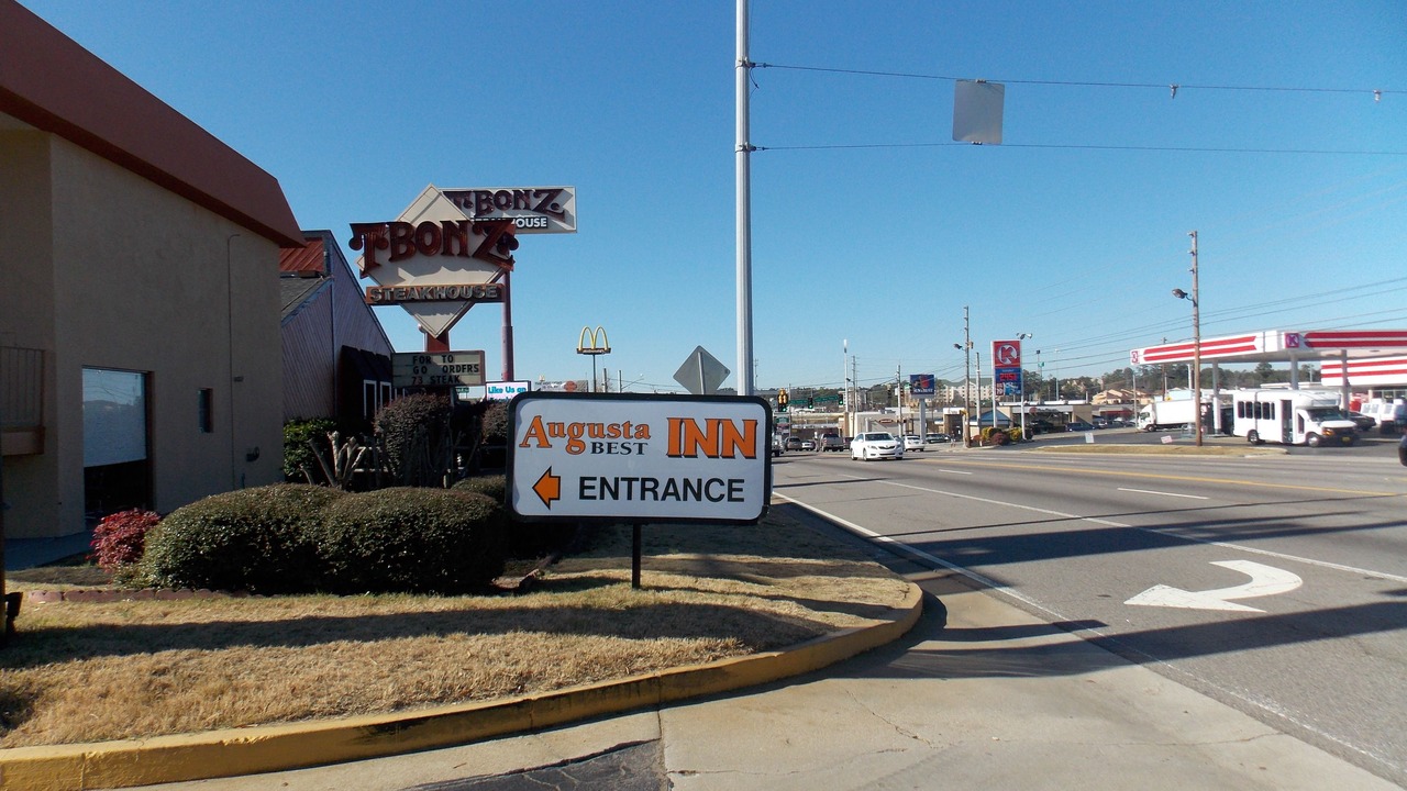 Photo of Outdoor in National Hills