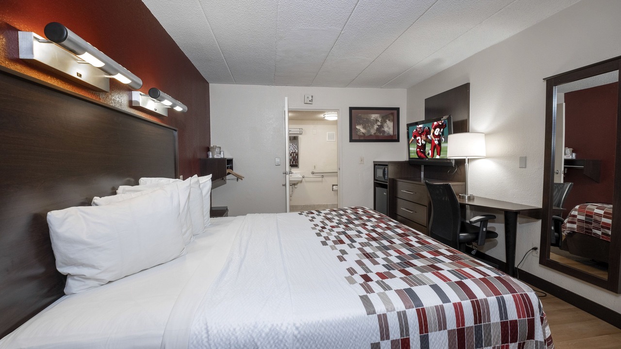 Photo of Bedroom in Lanham