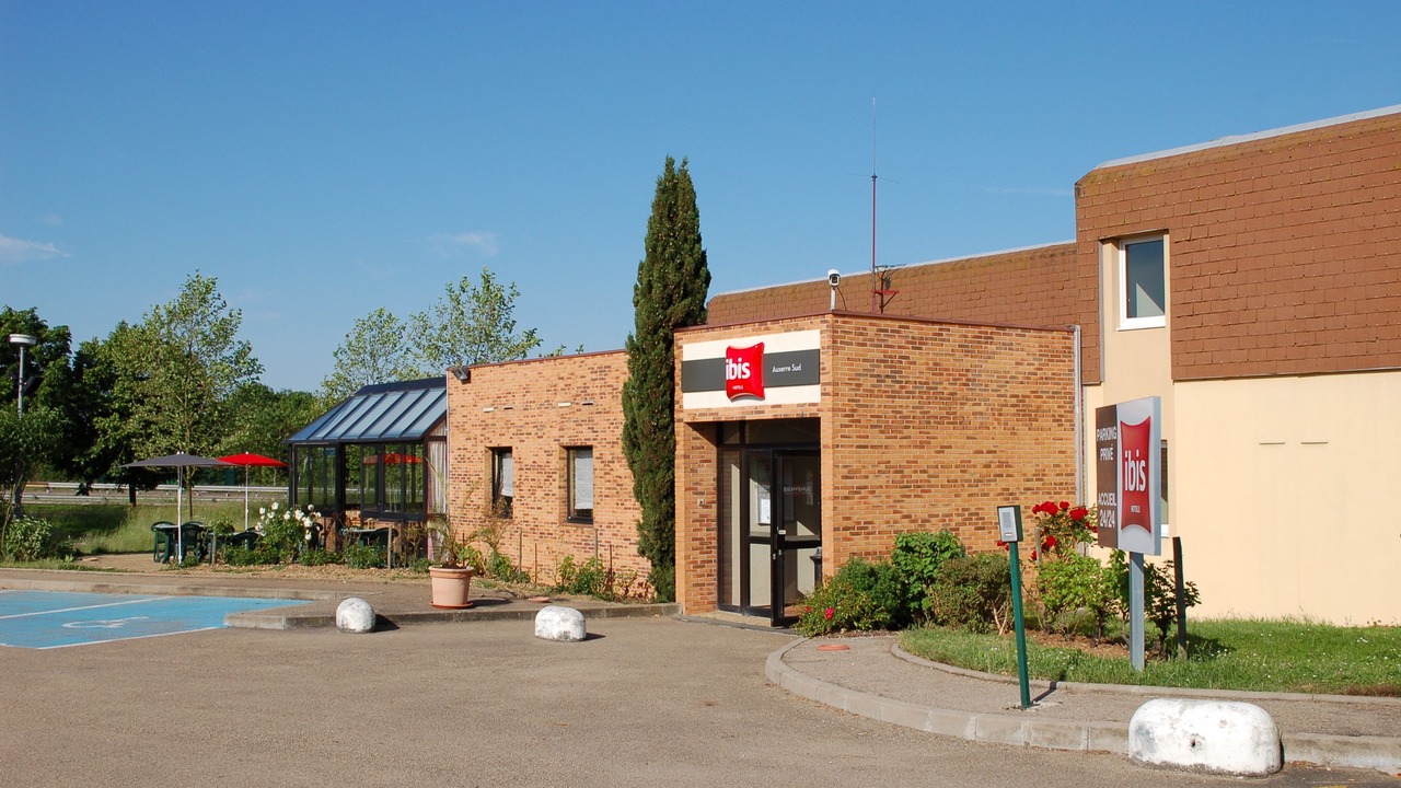 Photo of Outdoor in Venoy