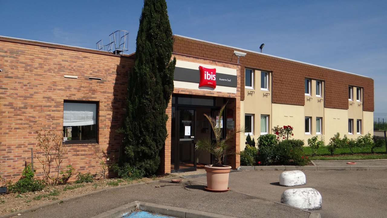 Photo of Outdoor in Venoy