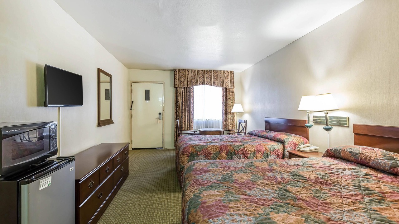 Photo of Bedroom in Castaic