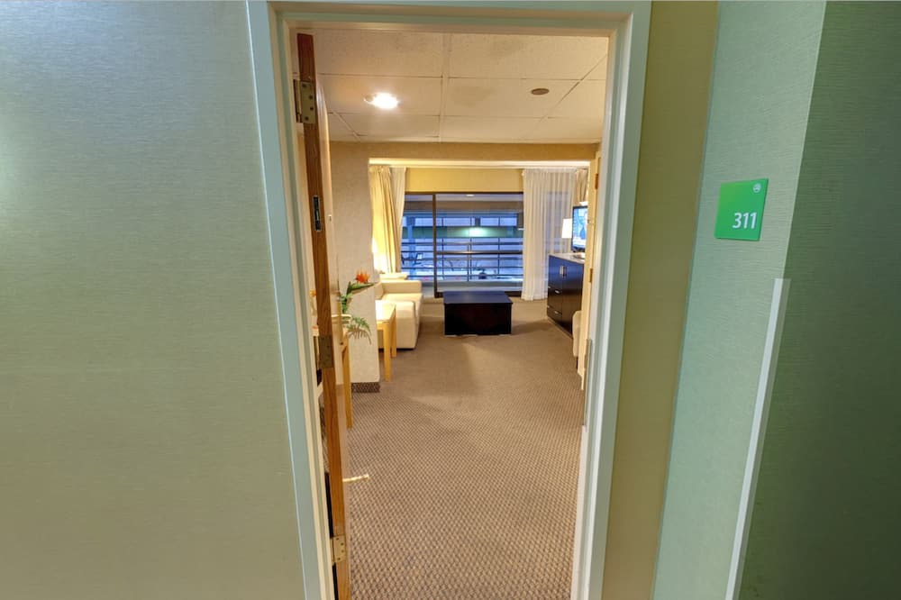 Photo of Livingroom in Clinton